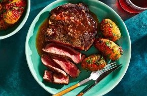 Steak au Poivre vörösboros serpenyőmártással